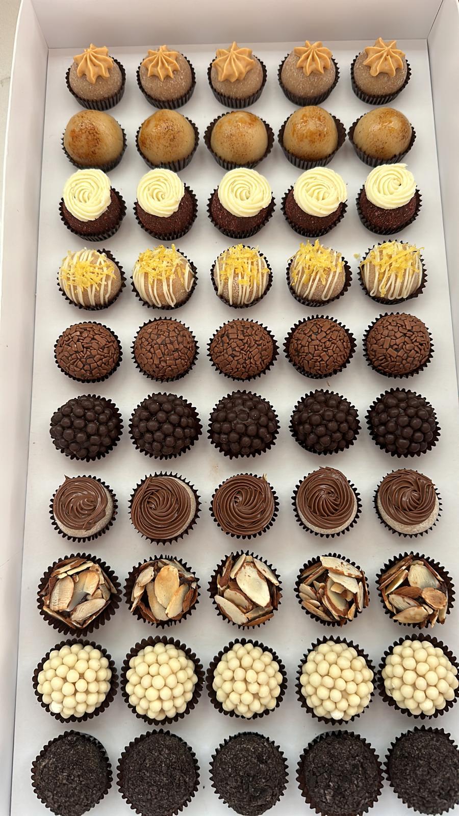 BOX 50 BRIGADEIROS